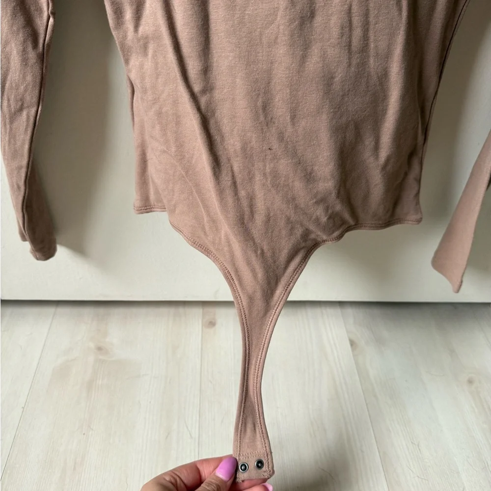 NWT Abercrombie & Fitch Cotton Seamless Fabric Crew Bodysuit - Picture 6 of 6